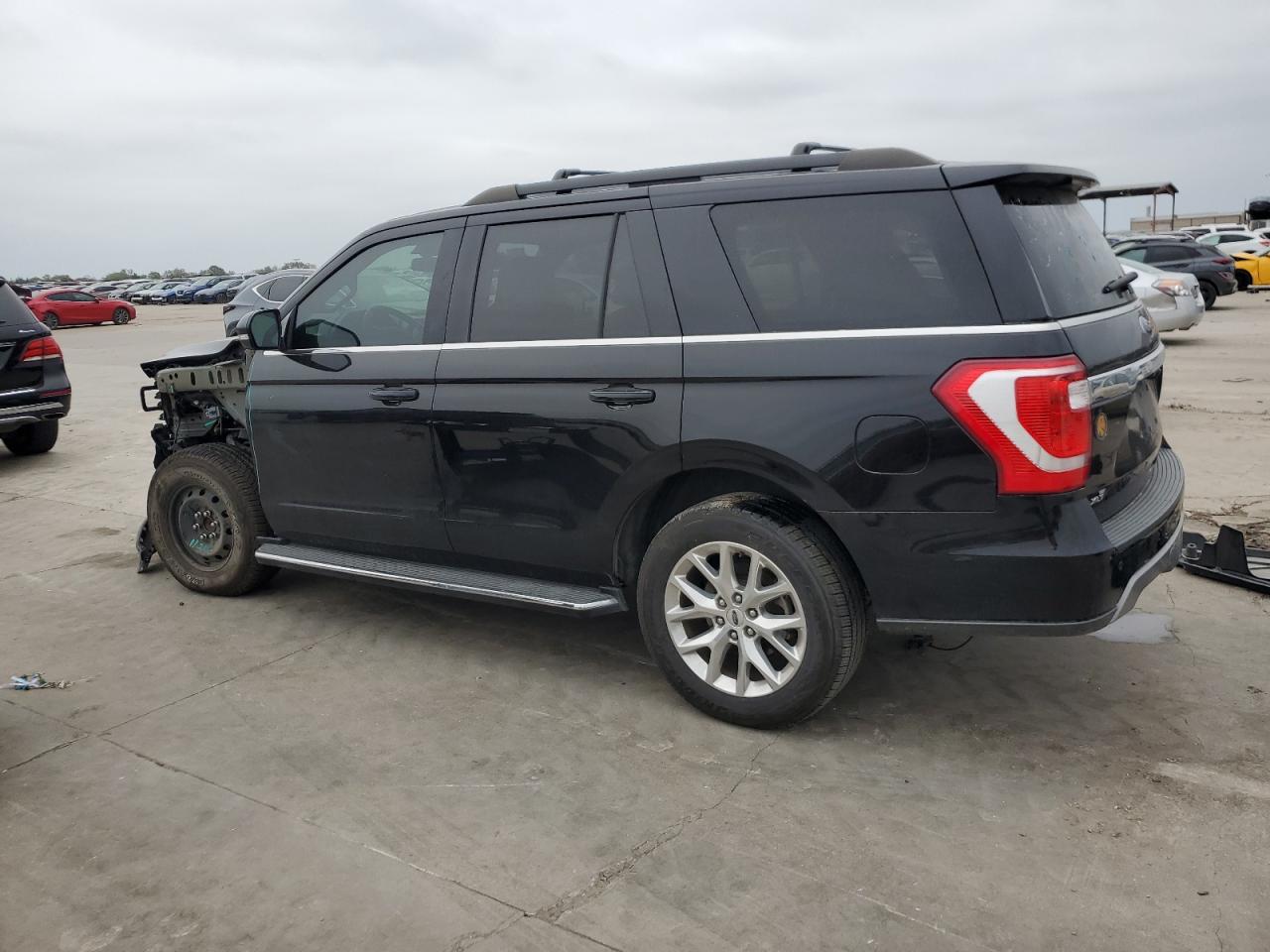 2020 Ford Expedition - Image 2