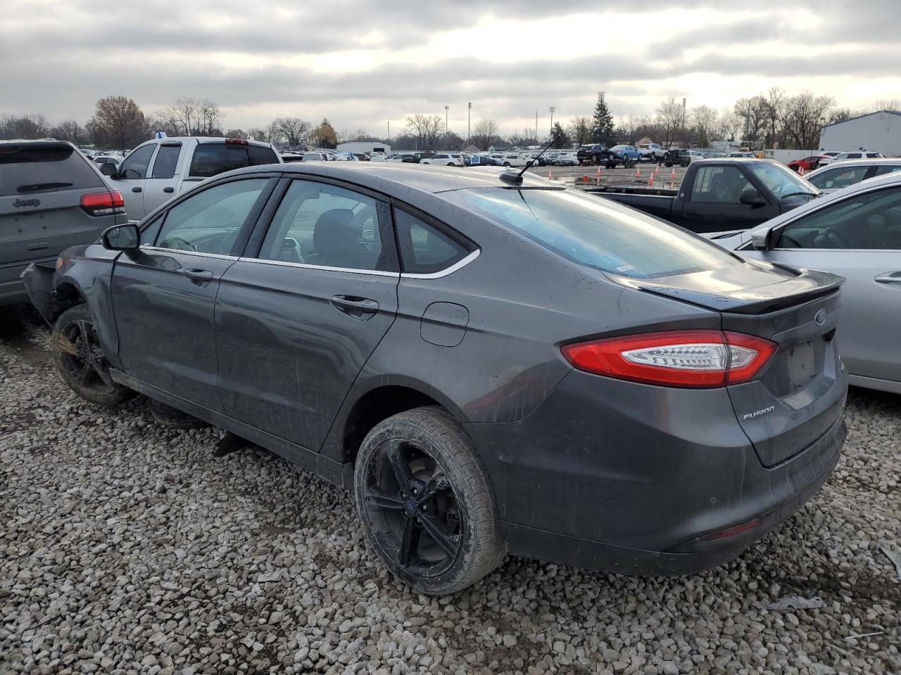 2016 Ford Fusion - Image 2