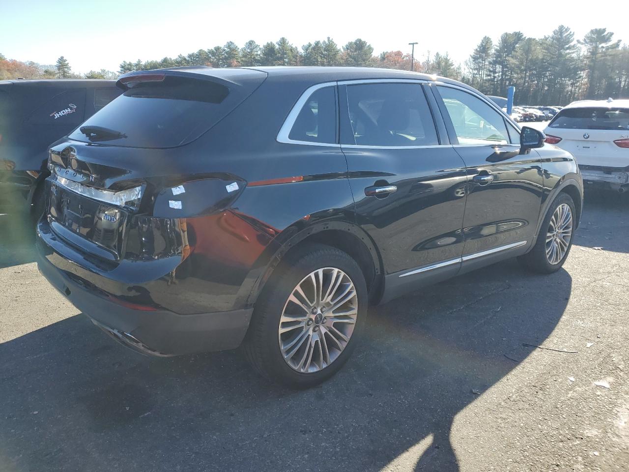 2018 Lincoln MKX - Image 3