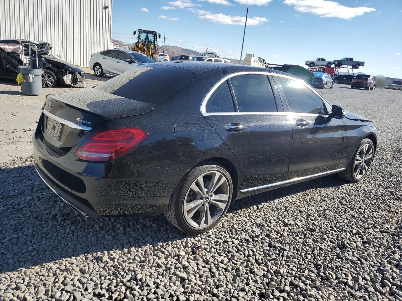 2017 Mercedes-Benz C-klasse - Image 3