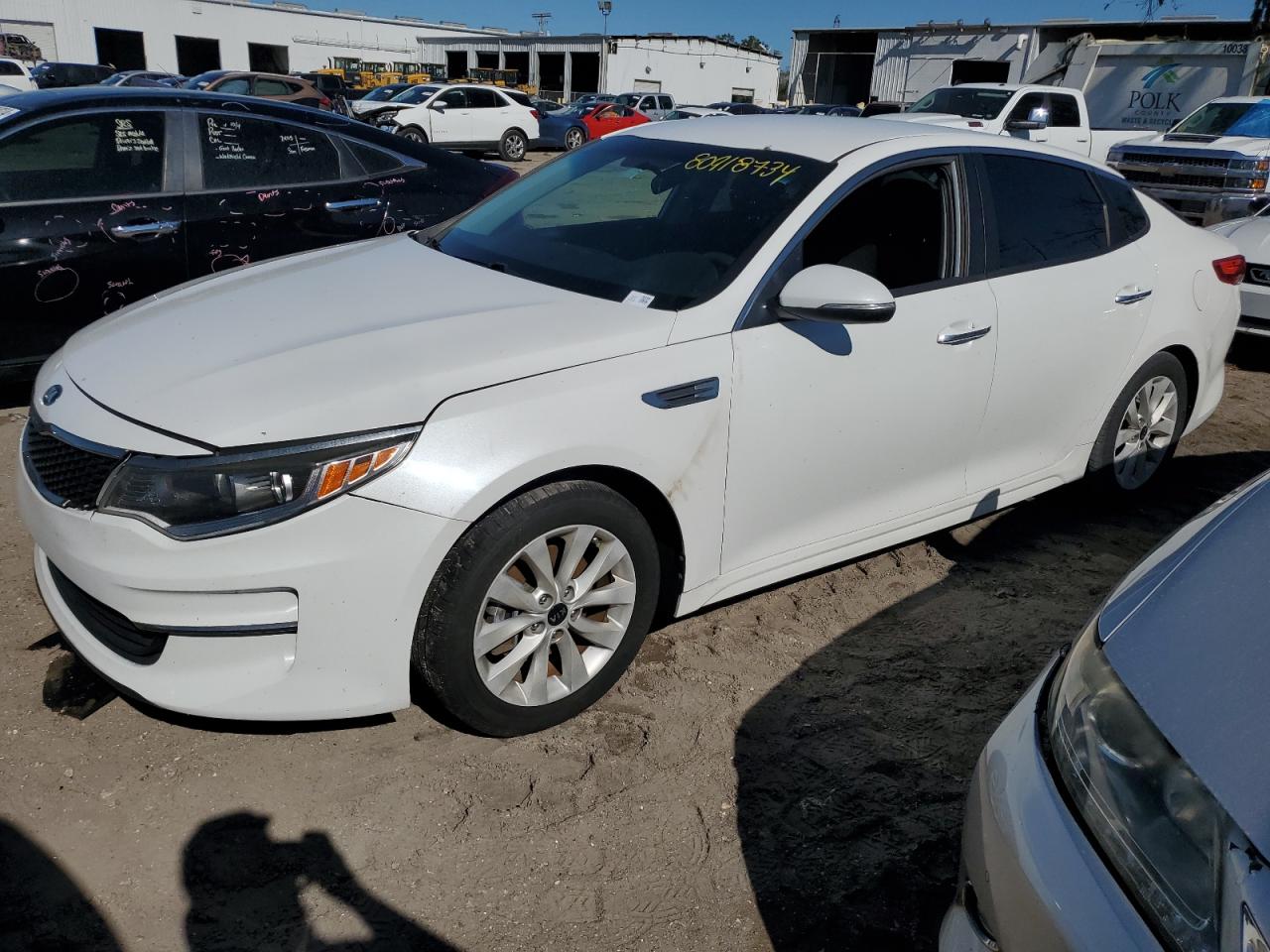 VIN 5XXGT4L34GG044854 2016 KIA OPTIMA no.1