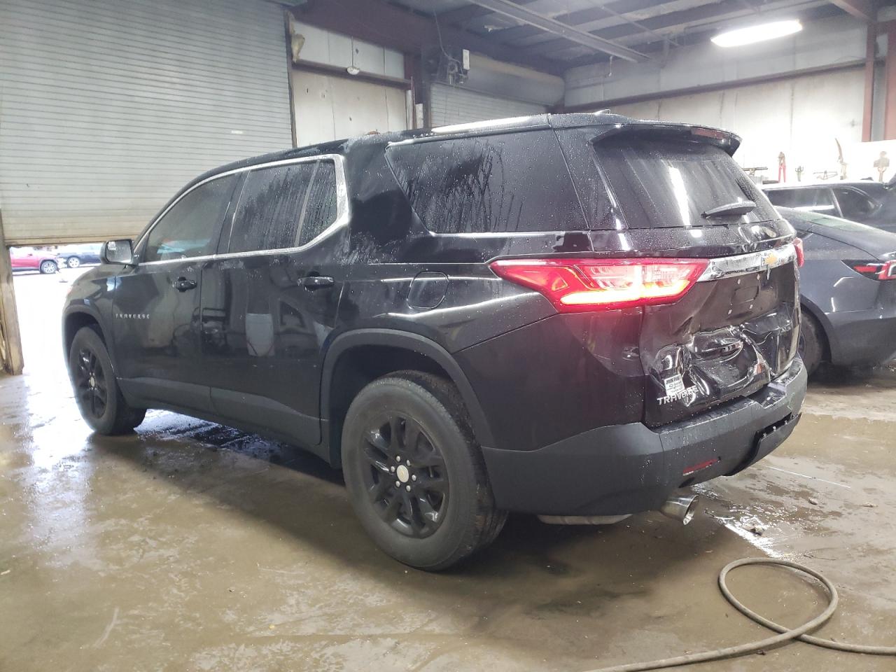 2021 Chevrolet Traverse - Image 2