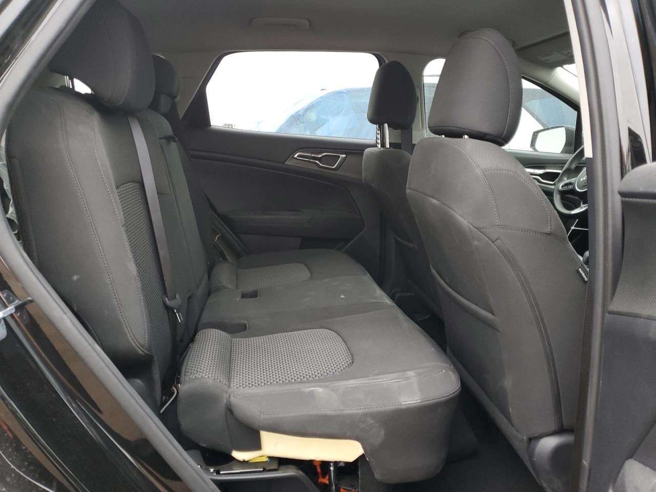2023 Kia Sportage - Image 11