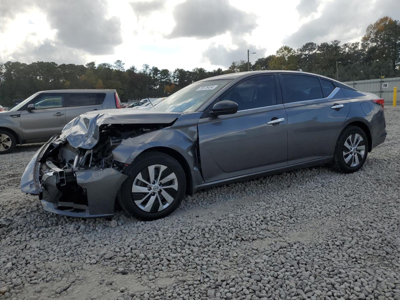2024 Nissan Altima - Image 1