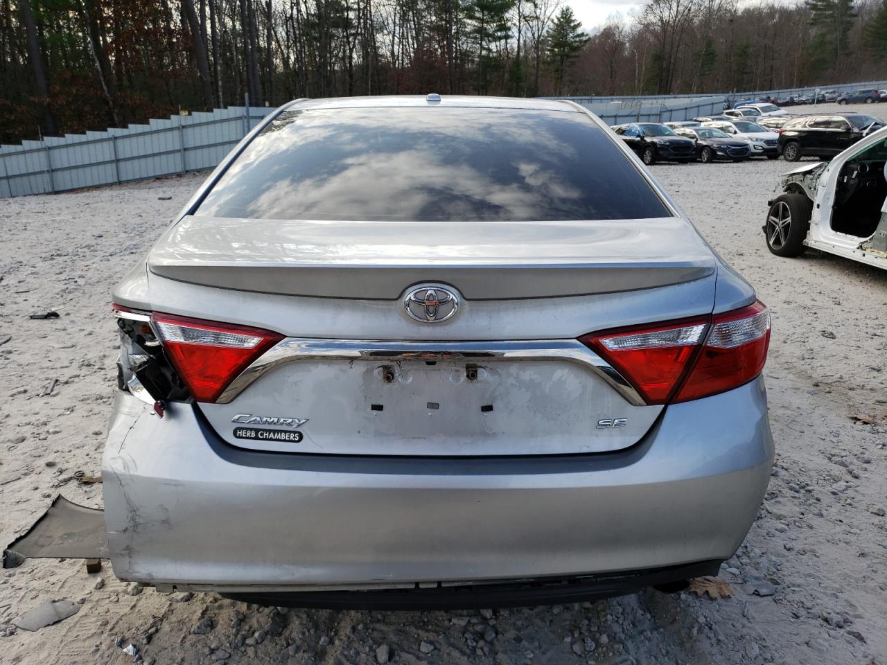 VIN 4T1BF1FK8HU777371 2017 TOYOTA CAMRY no.6