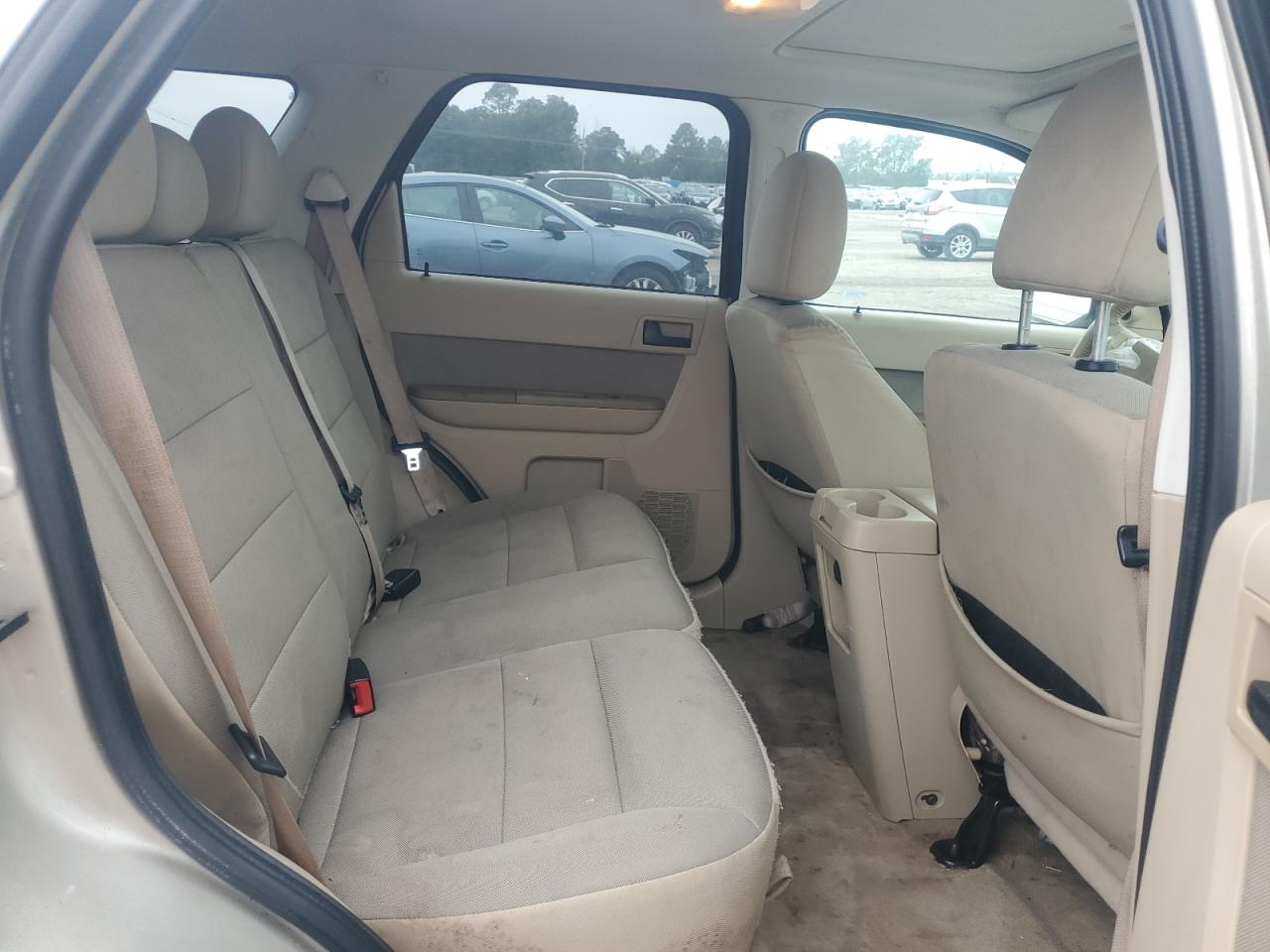 2012 Ford Escape - Image 11
