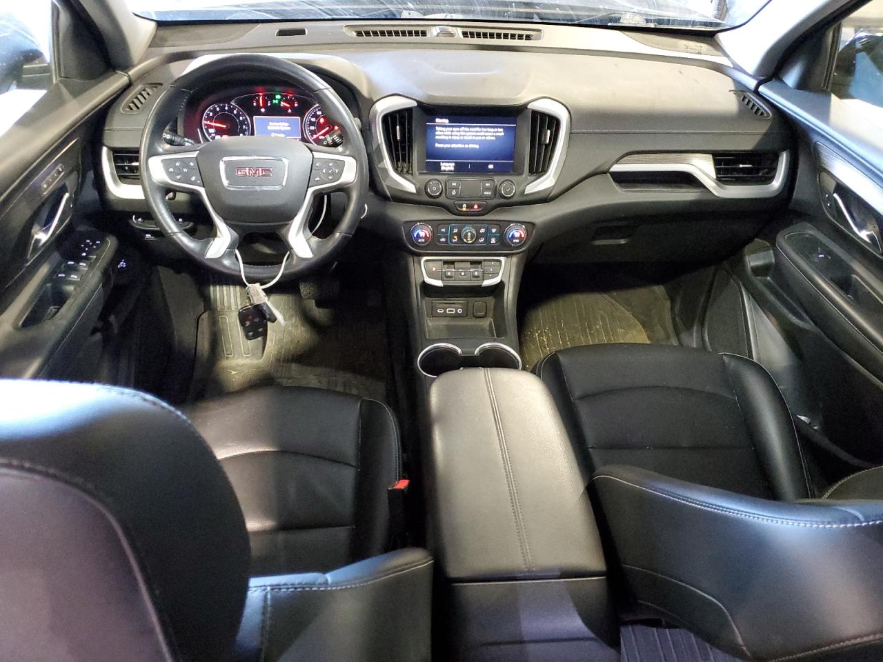 2022 GMC Terrain - Image 8