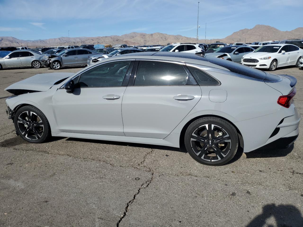 2021 Kia K5 - Image 2