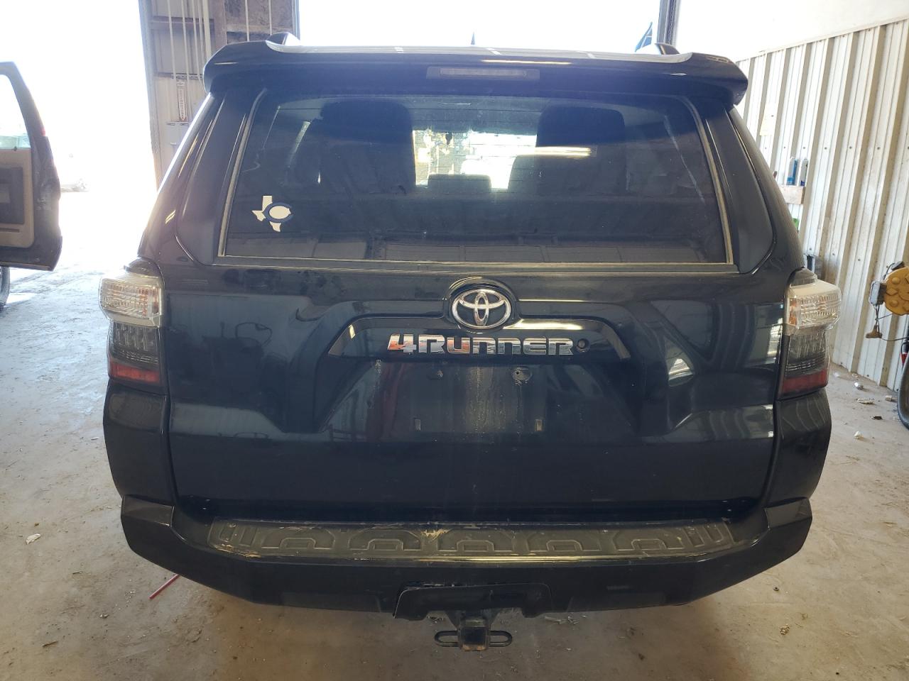 VIN JTEBU5JRXK5700682 2019 TOYOTA 4RUNNER no.6