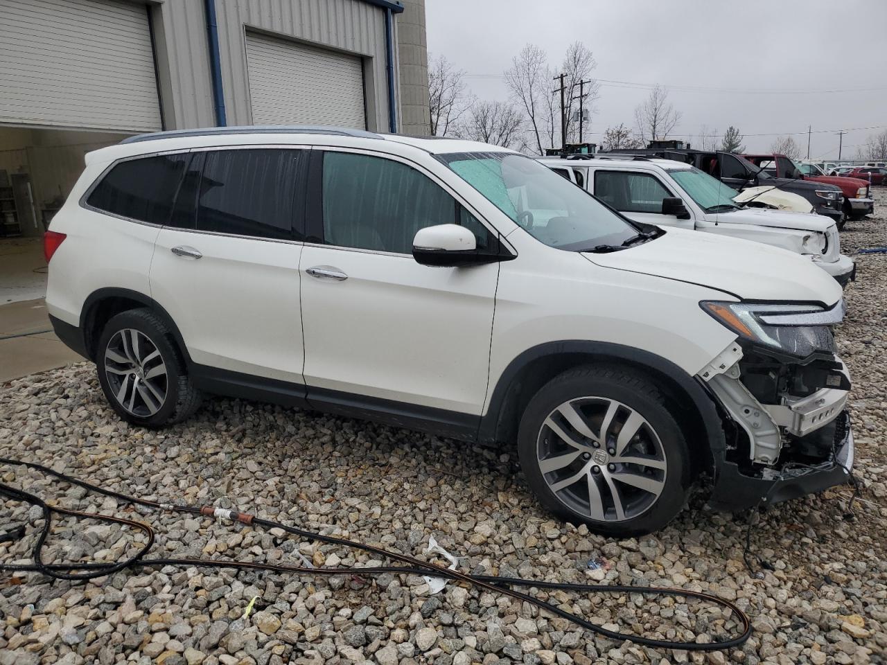 2017 Honda Pilot - Image 4