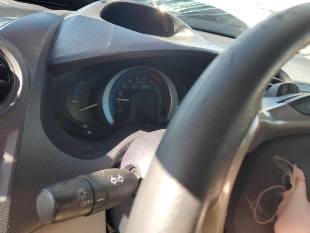 2010 Honda Insight - Image 9