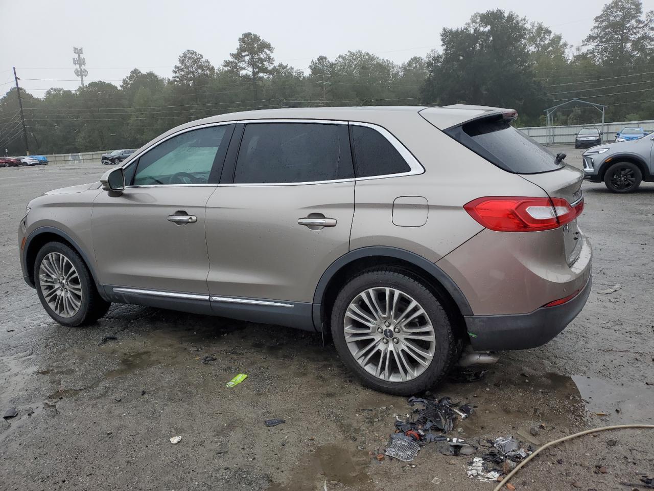 2018 Lincoln MKX - Image 2