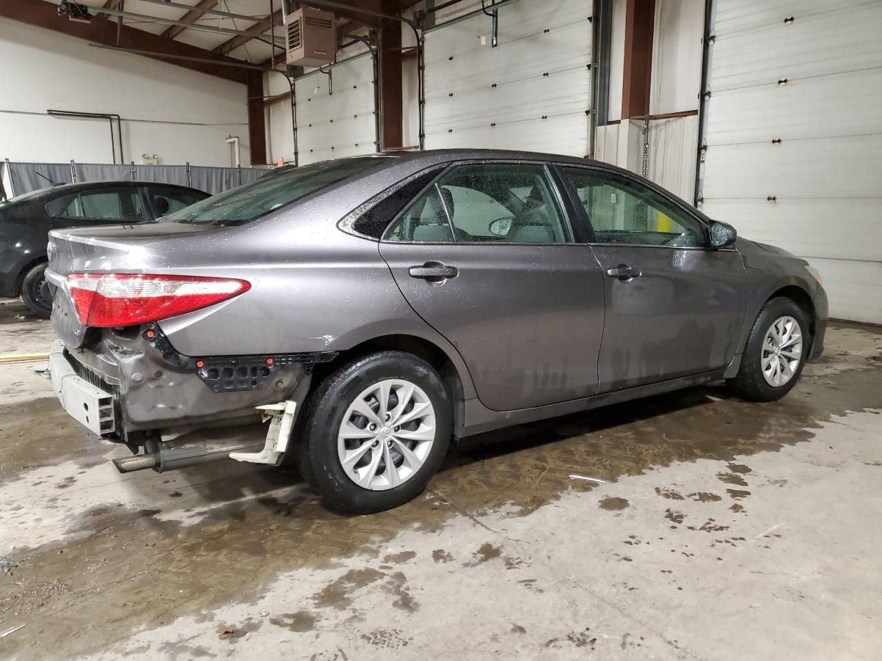 2015 Toyota Camry Le VIN: 4T4BF1FKXFR513992 Lot: 81342654