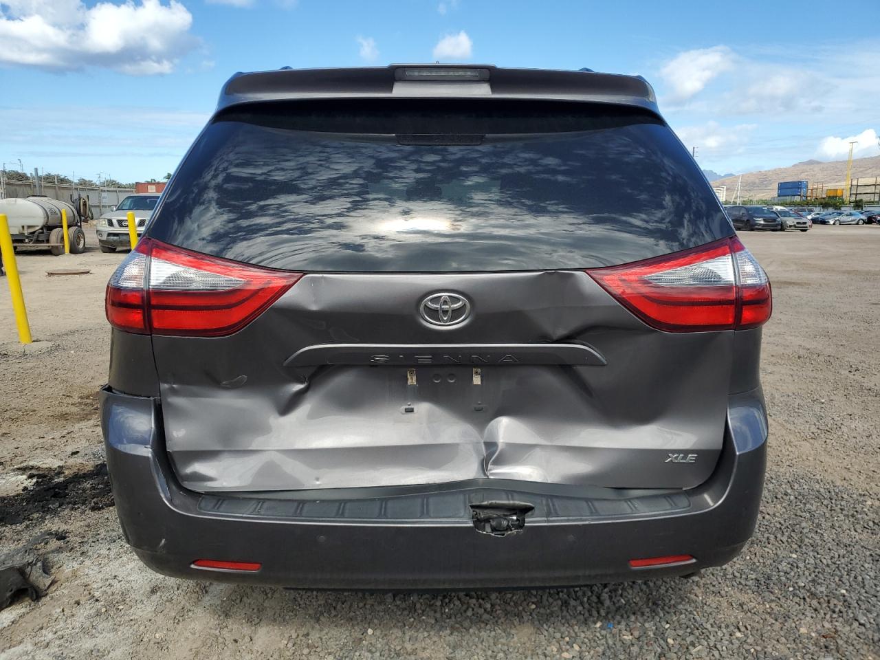 2020 Toyota Sienna Xle VIN: 5TDYZ3DC6LS035304 Lot: 78779304