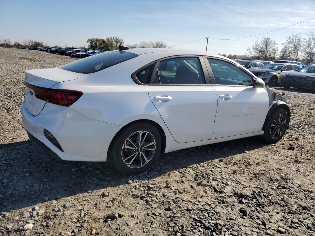 2023 Kia Forte - Image 3