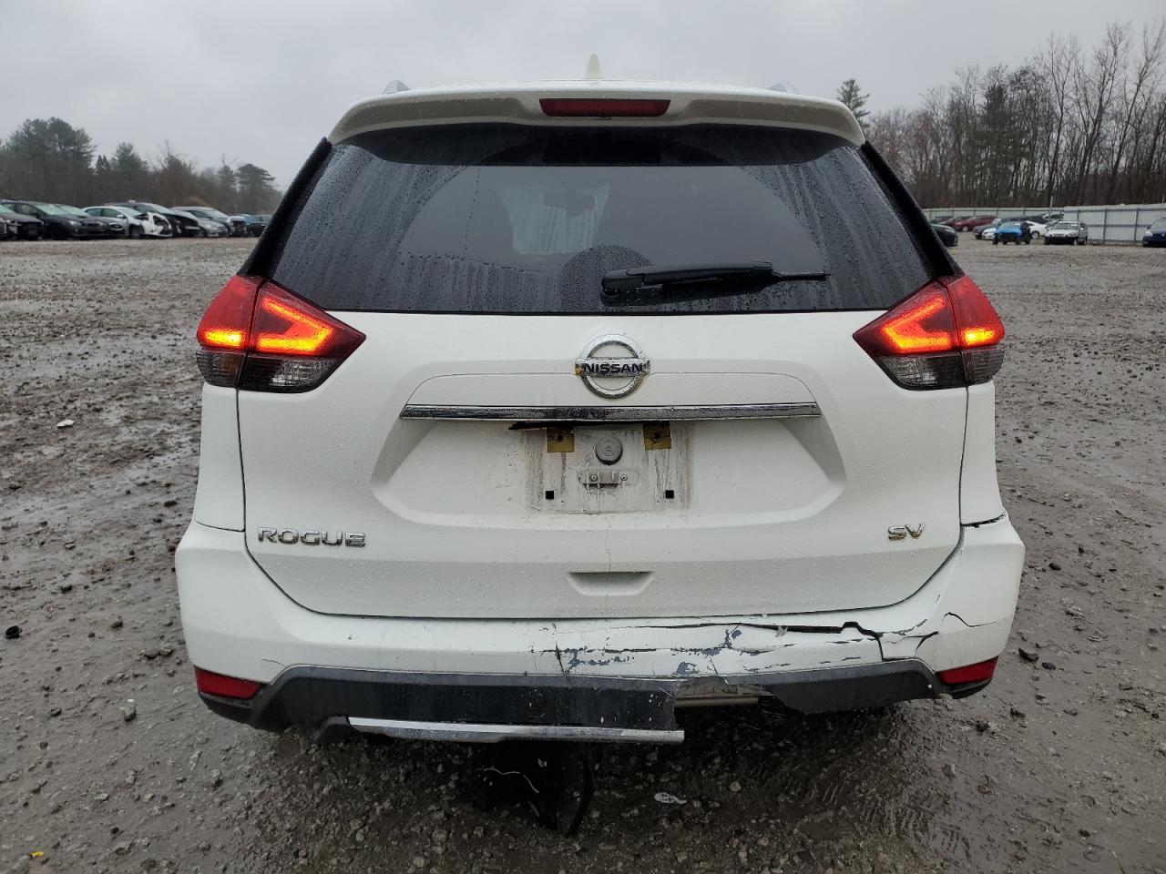 2018 Nissan Rogue - Image 6