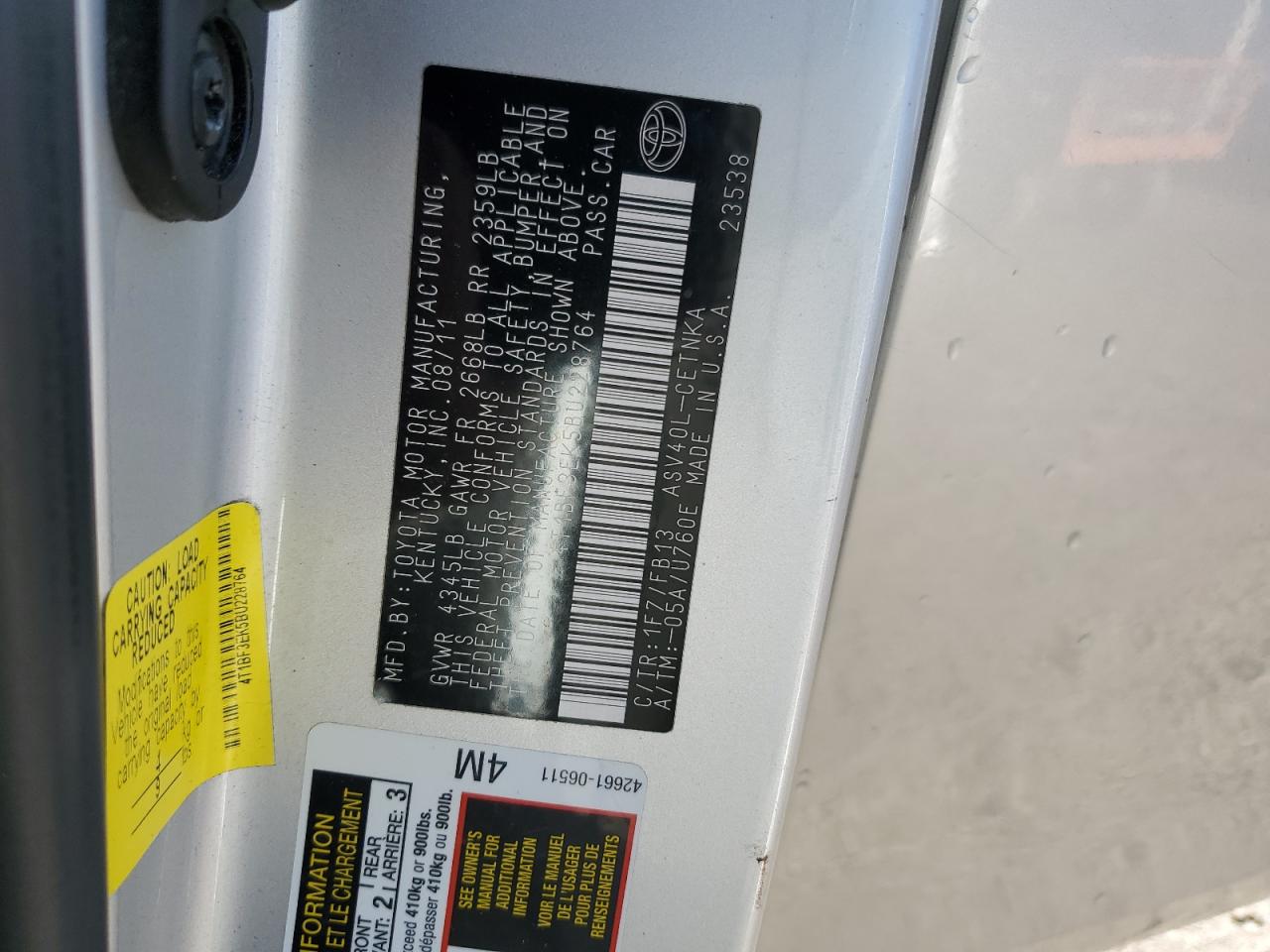 2011 Toyota Camry - Image 13