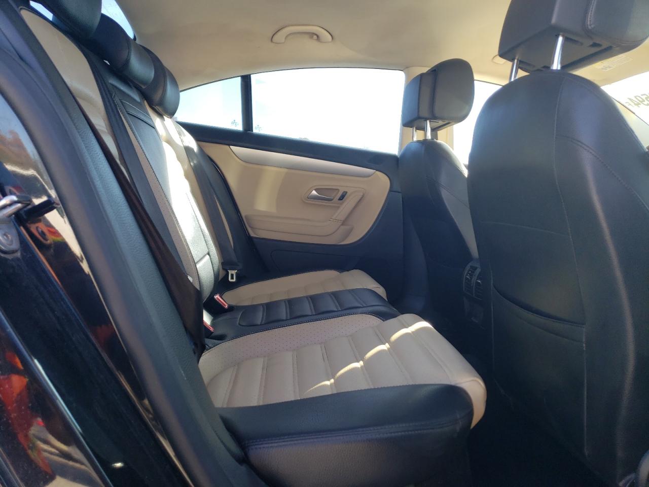 2013 Volkswagen Passat CC - Image 10