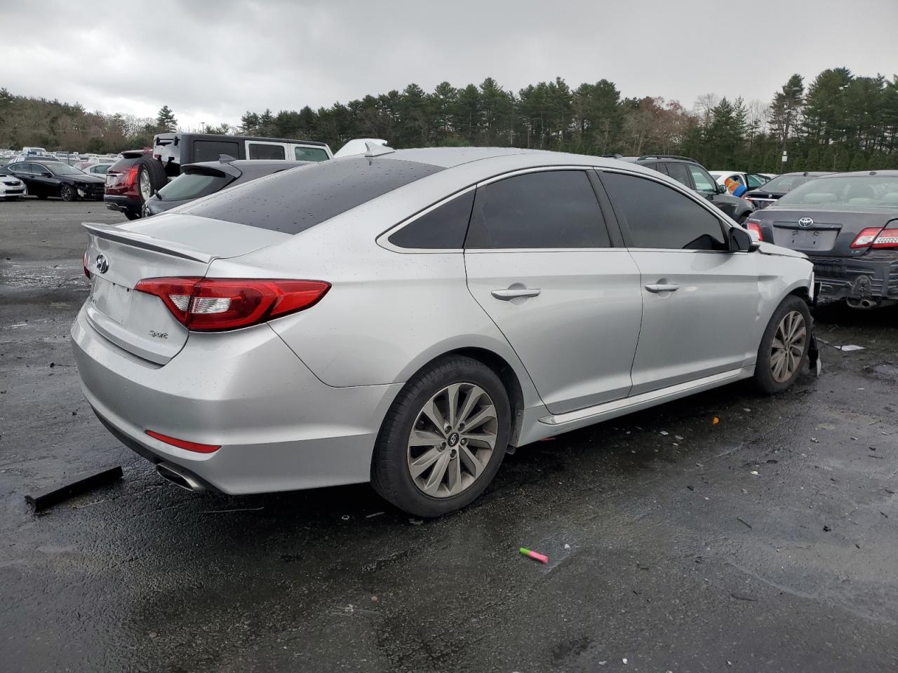2017 Hyundai Sonata - Image 3