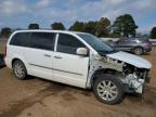 2016 Chrysler Town & Country Touring за продажба в Longview, TX - Front End