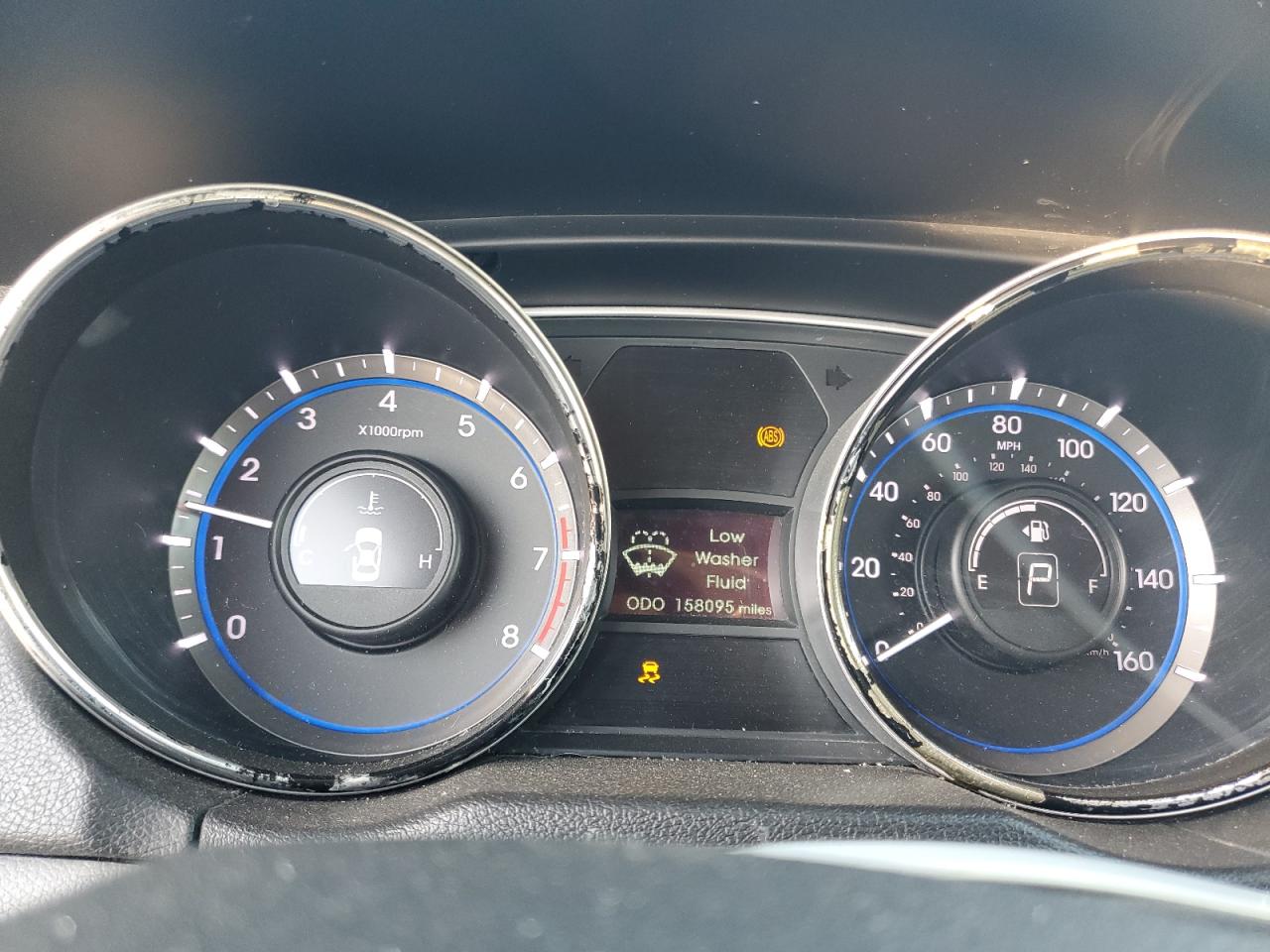 2013 Hyundai Sonata - Image 9