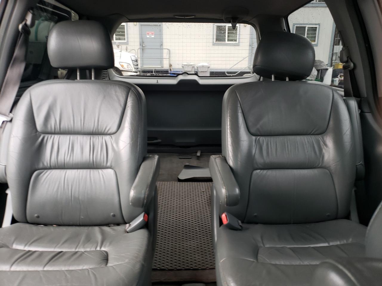 2002 Honda Odyssey - Image 10