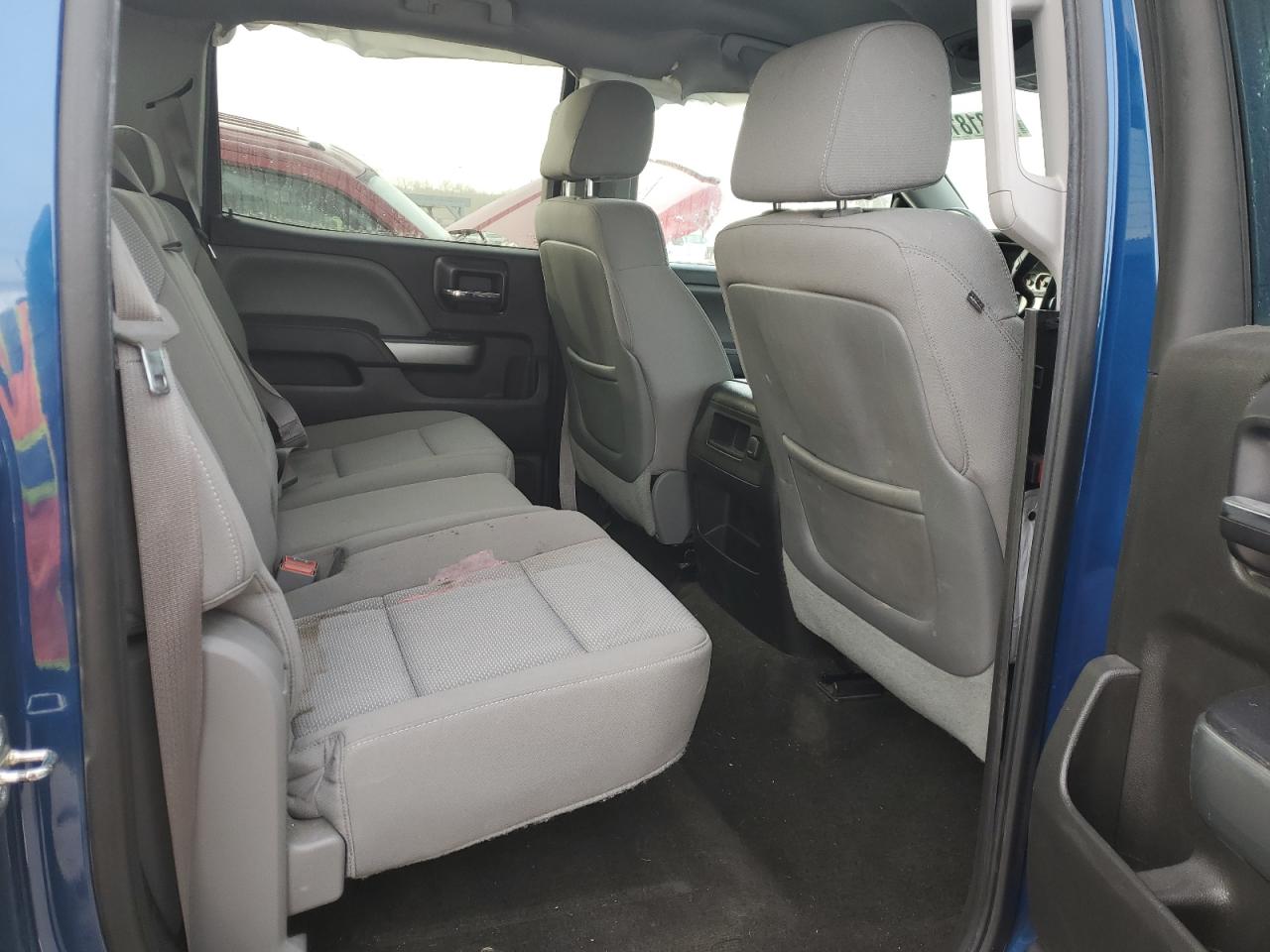 2015 Chevrolet Silverado - Image 10