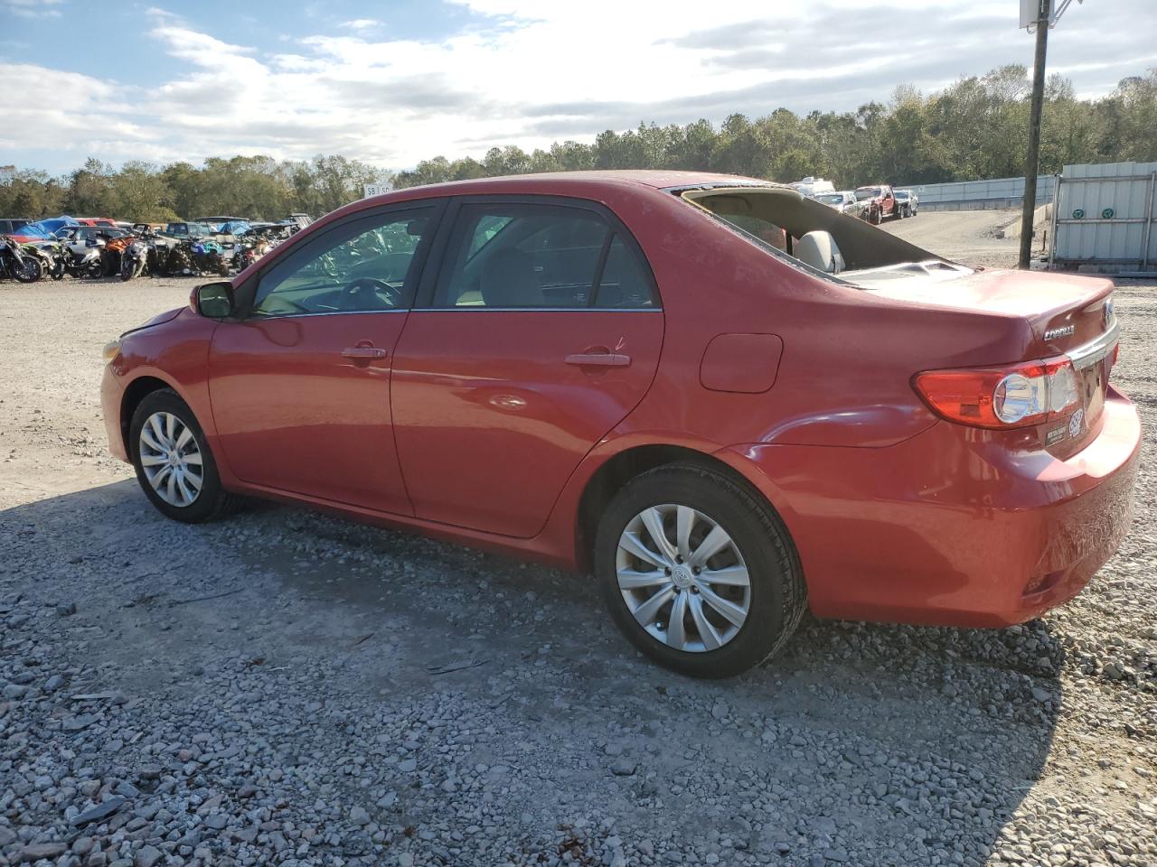 VIN 5YFBU4EE3DP136921 2013 TOYOTA COROLLA no.2