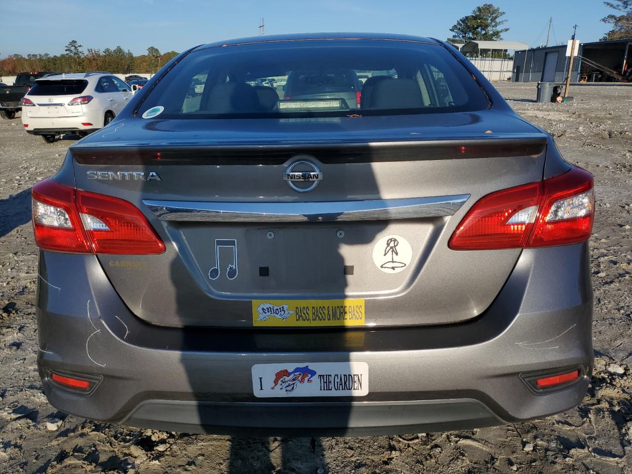 2017 Nissan Sentra - Image 6