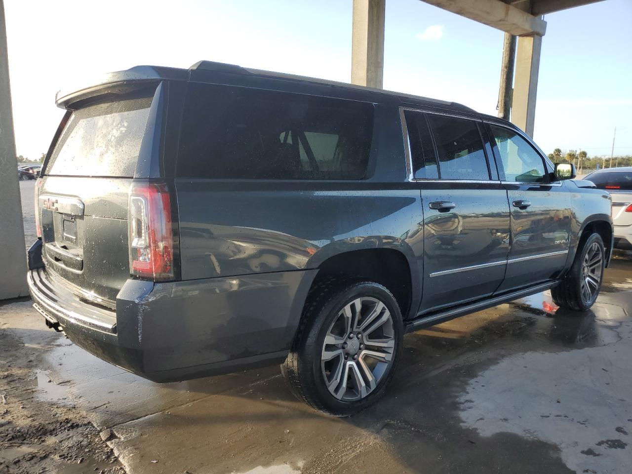 2019 GMC Yukon - Image 3