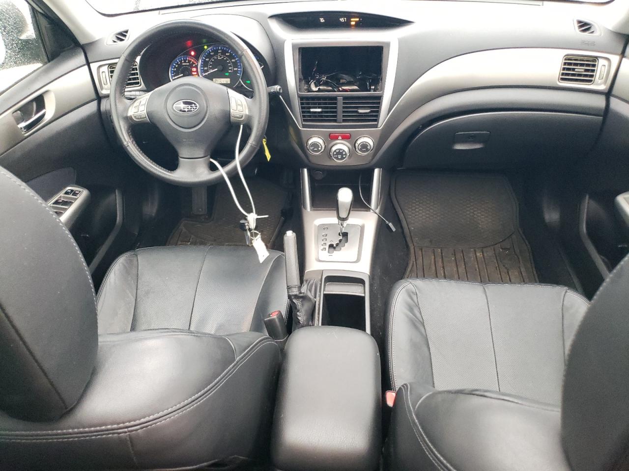 2010 Subaru Forester - Image 8