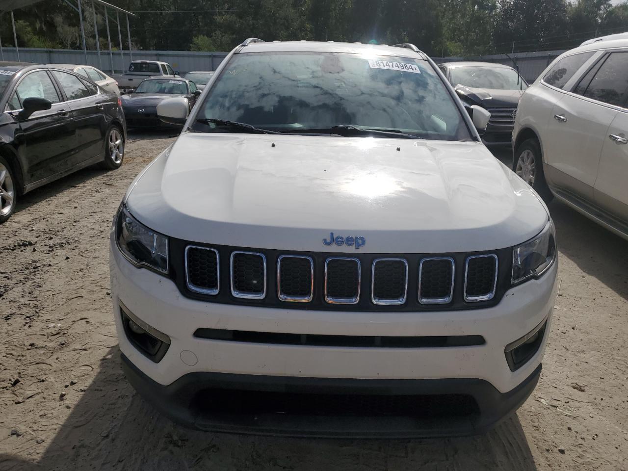 VIN 3C4NJDBB6KT672790 2019 JEEP COMPASS no.5