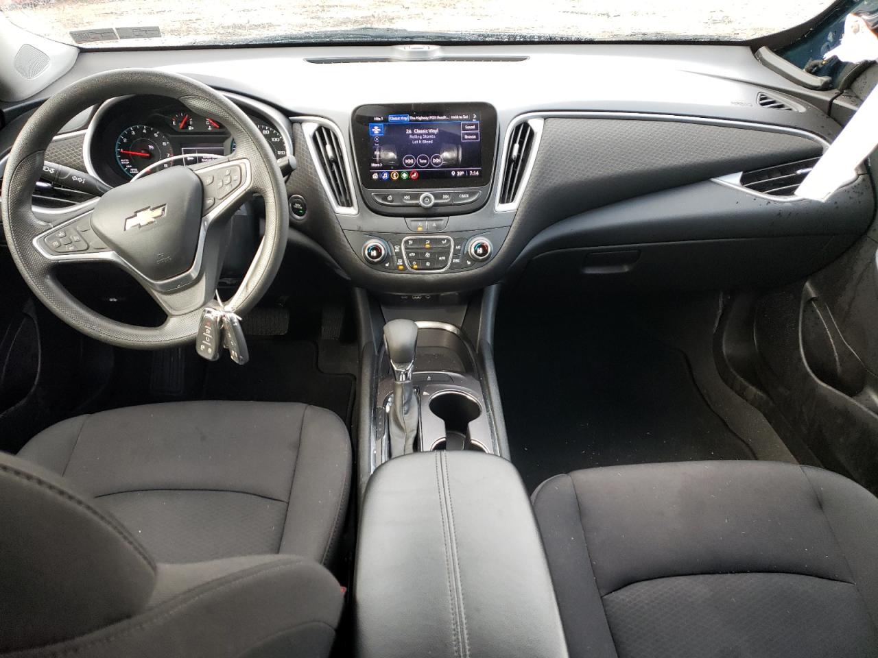 2022 Chevrolet Malibu - Image 8