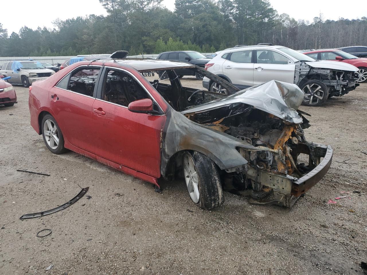 2013 Toyota Camry - Image 4