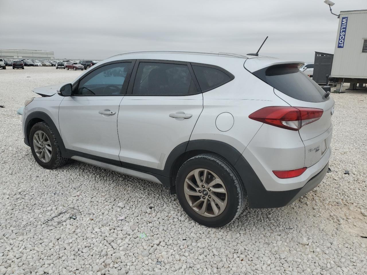 VIN KM8J33A25HU476791 2017 HYUNDAI TUCSON no.2