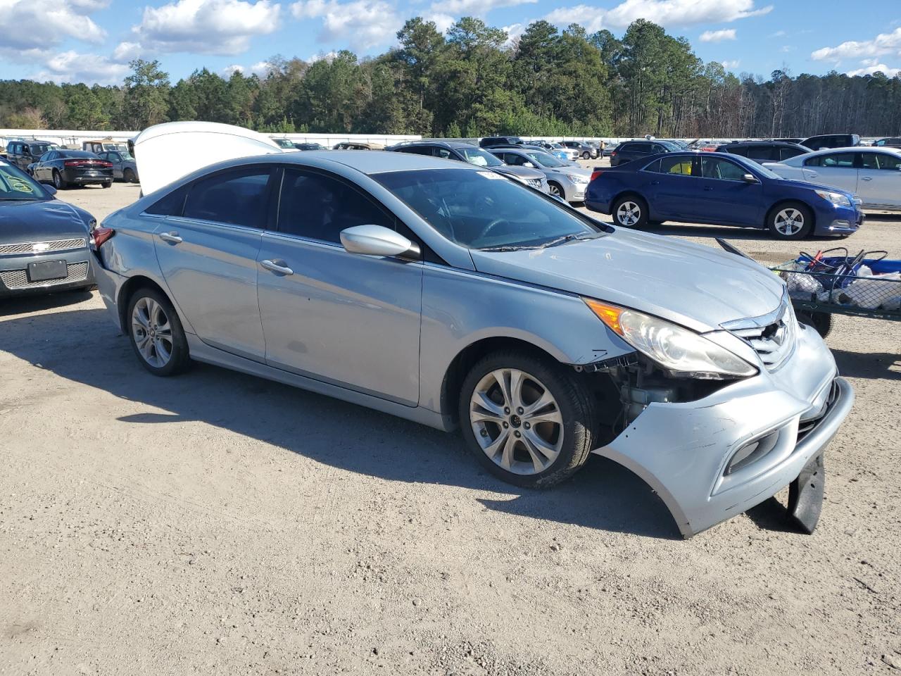 2011 Hyundai Sonata - Image 4