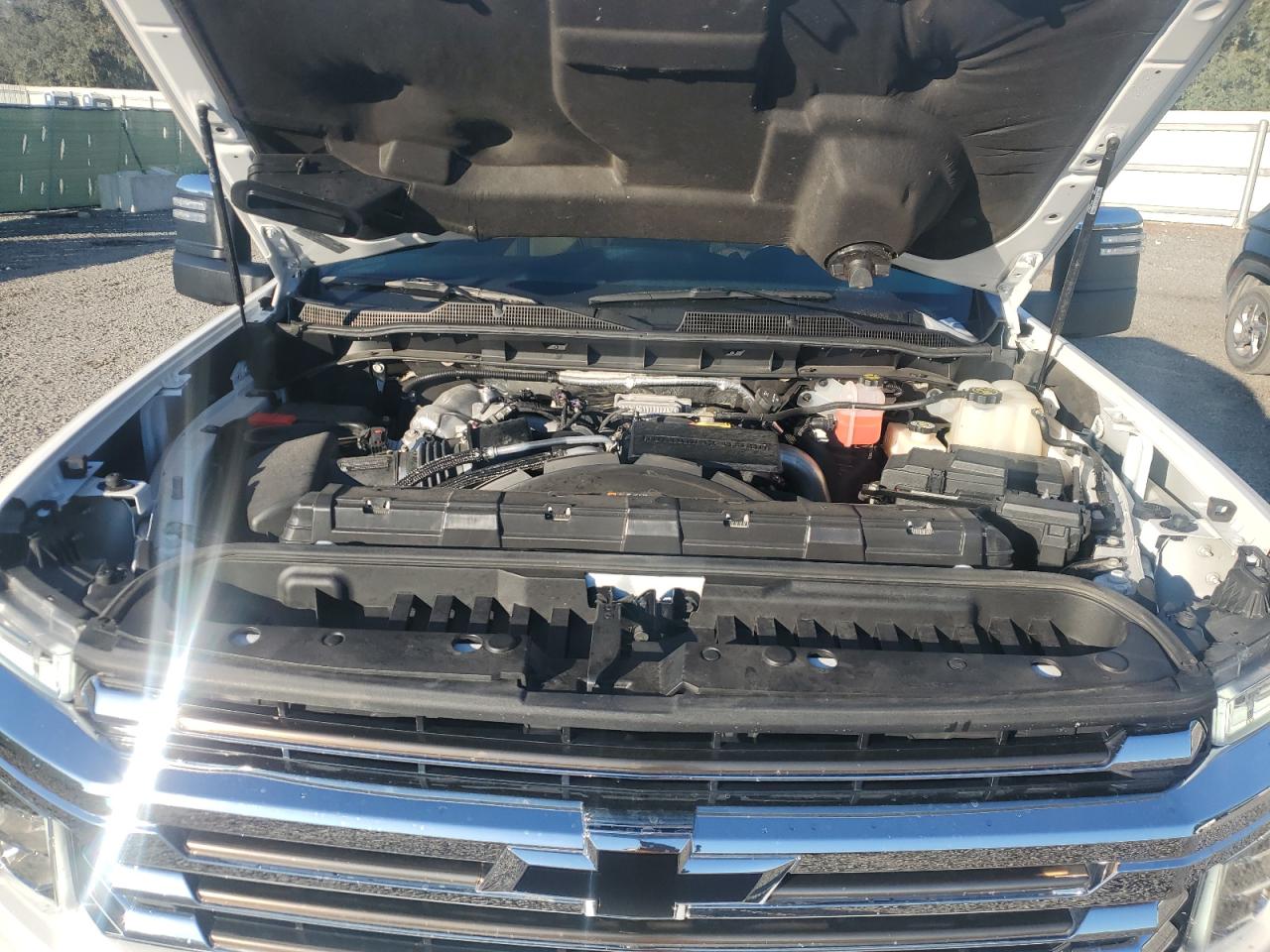 2023 Chevrolet Silverado - Image 11