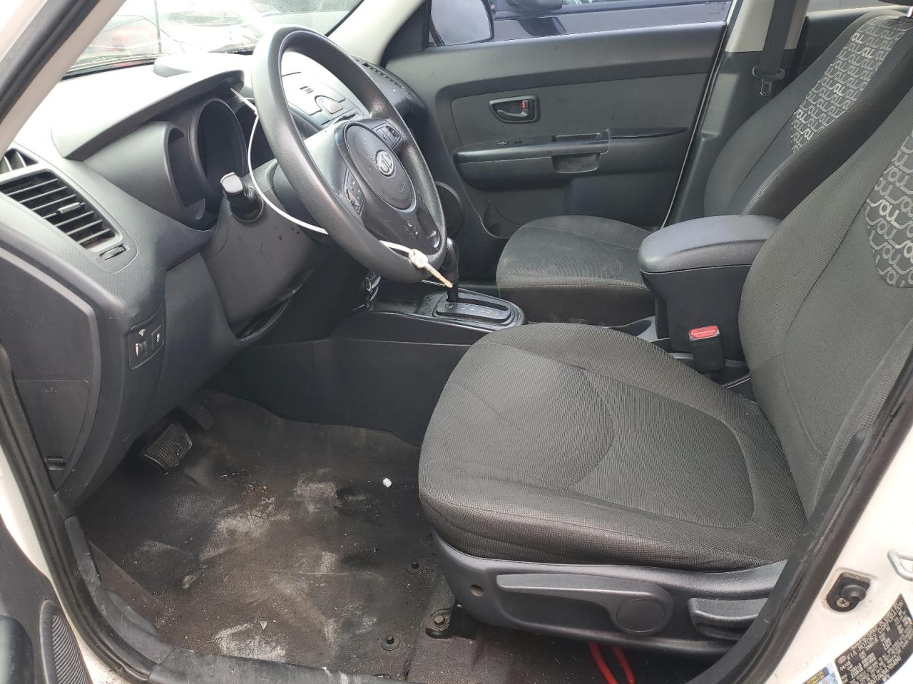 2010 Kia Soul + VIN: KNDJT2A26A7054841 Lot: 88769465