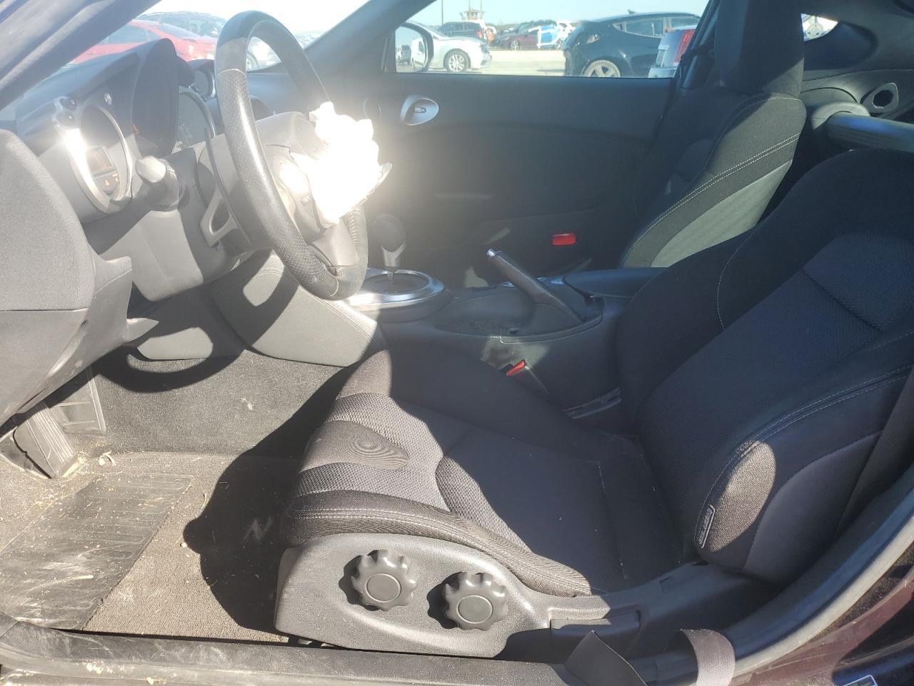 2014 Nissan 370Z - Image 7