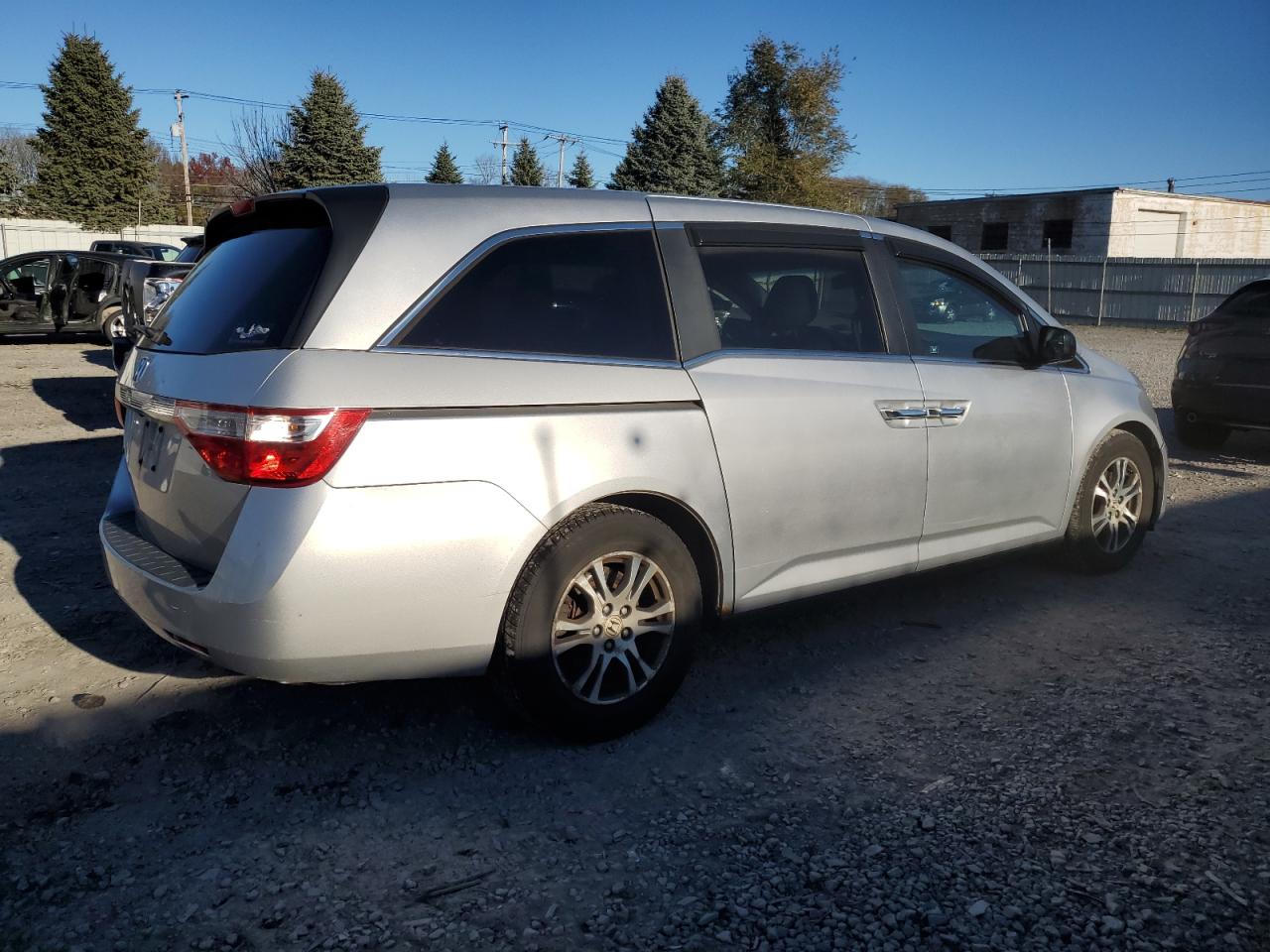 2011 Honda Odyssey - Image 3