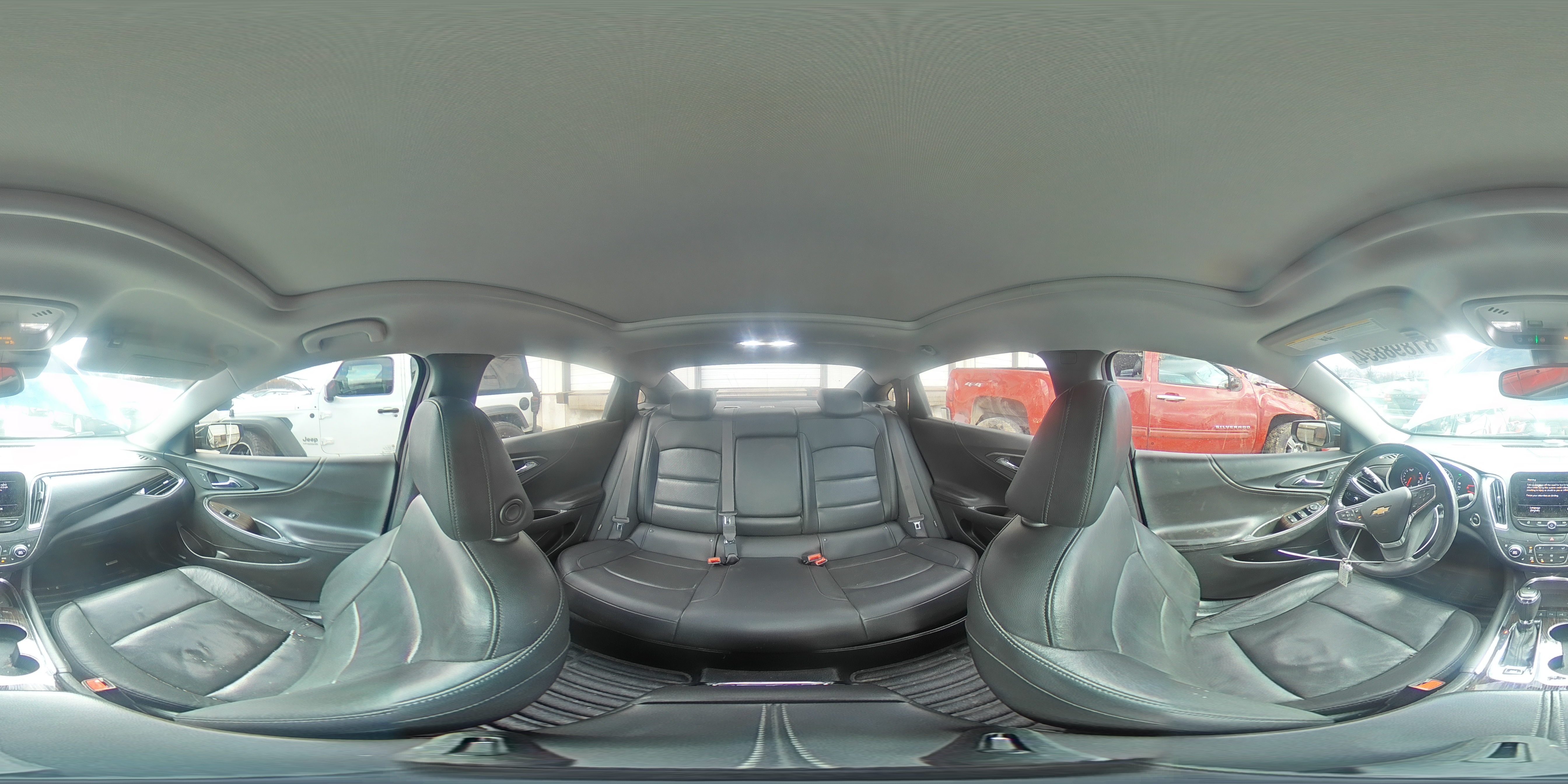 2020 Chevrolet Malibu - Image 12