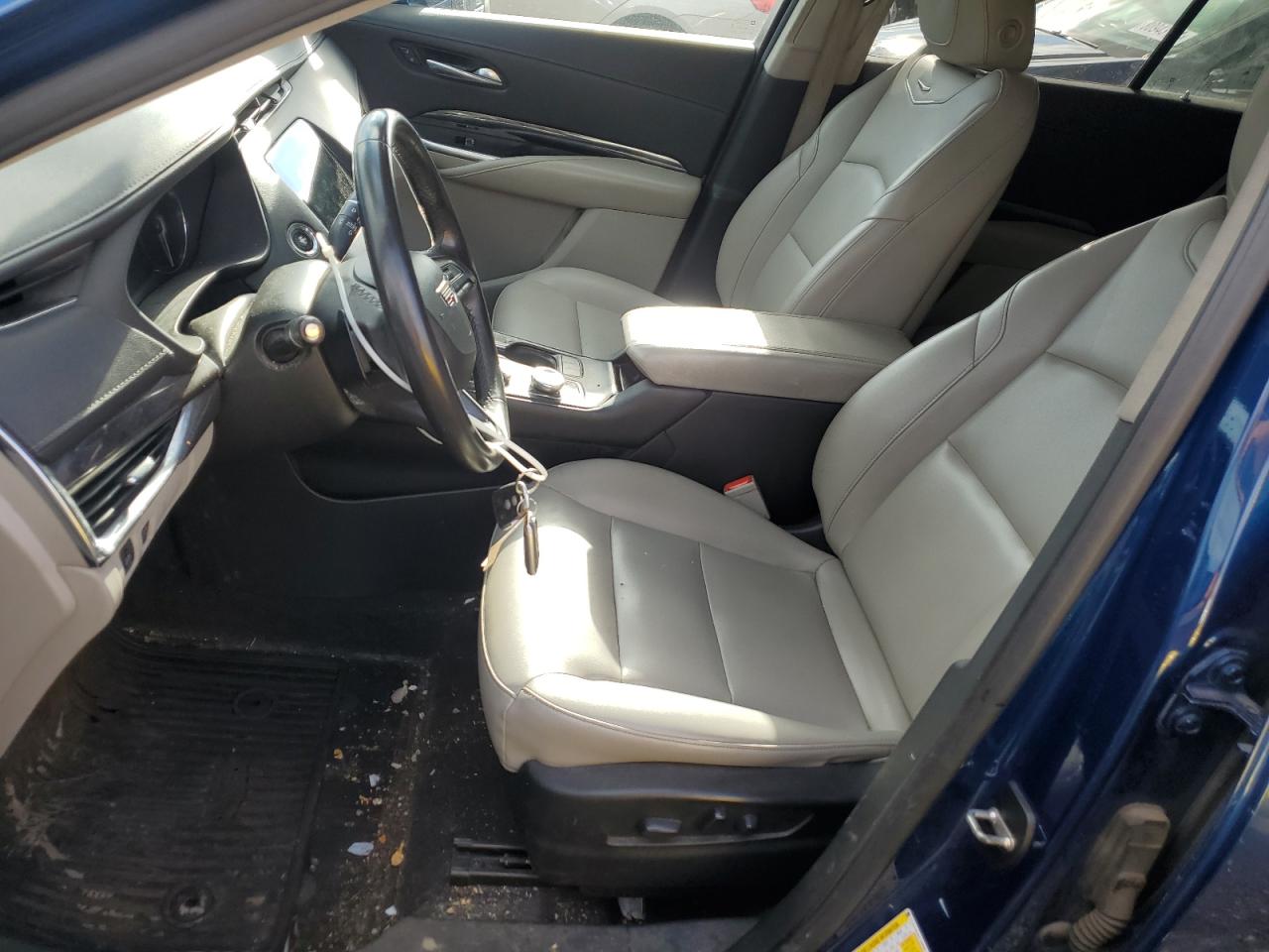 2019 Cadillac XT4 - Image 7