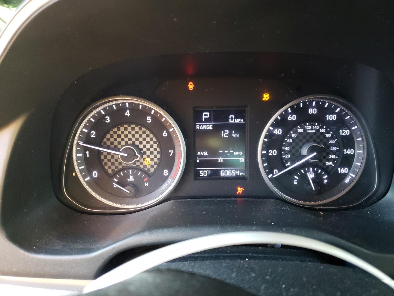2019 Hyundai Elantra - Image 9