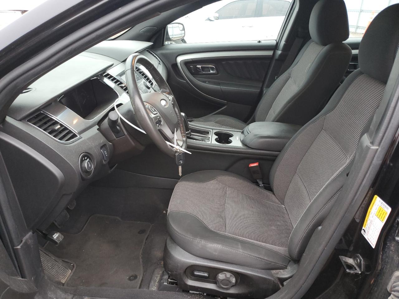 2019 Ford Taurus - Image 7