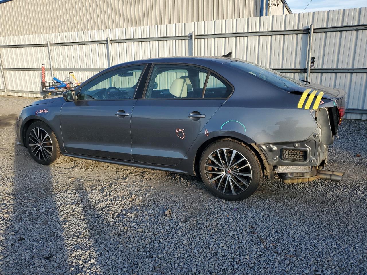 2016 Volkswagen Jetta - Image 2