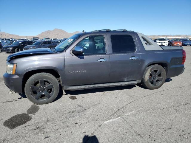 2011 Chevrolet Avalanche Ls