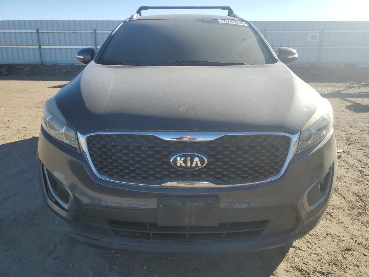 VIN 5XYPG4A37HG192792 2017 KIA SORENTO no.5