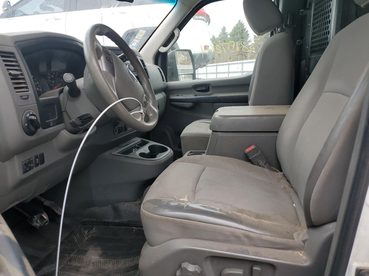 2012 Nissan NV - Image 7