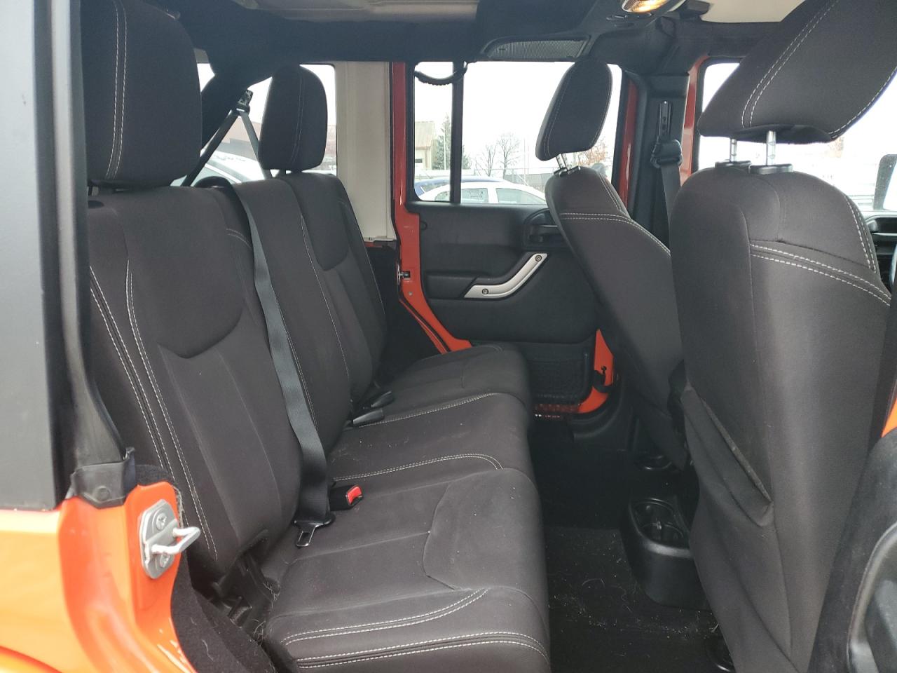 2015 Jeep Wrangler - Image 12