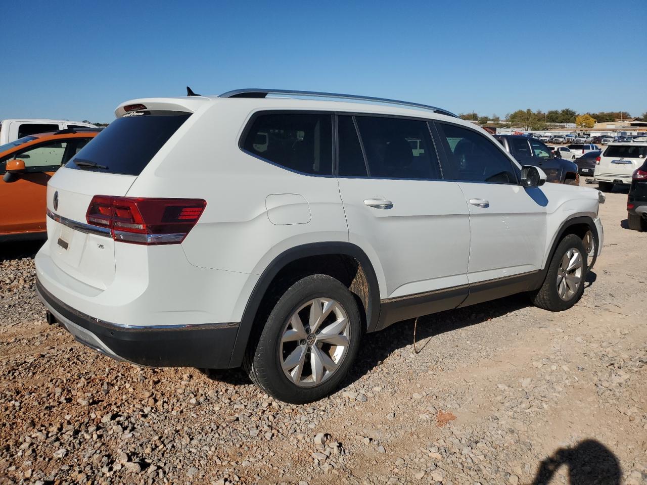 2018 Volkswagen Atlas - Image 3